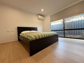 Large Home Accessible Spacious and Ready to Enjoy - 1