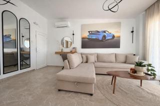 Aura Residence Beachfront by Horizon Homes - 5