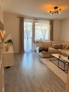 Cozy Apartment near Exhibition Center - 4