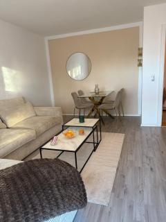 Cozy Apartment near Exhibition Center - 0