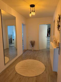 Cozy Apartment near Exhibition Center - 8