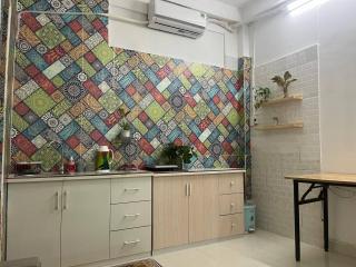 CleanRoom-1km to BuiVien-Max4People - 4