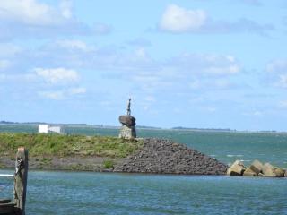 Holiday home with whirlpool and sauna in a quiet area in Zeeland - 3