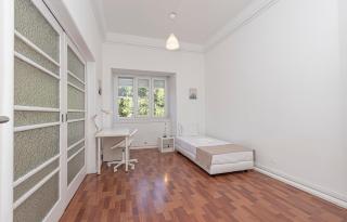 HOUZE Spacious 9 bedroom flat in Central Lisbon - 0