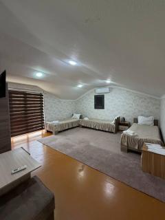 Shamshod Mountain Resort - 4