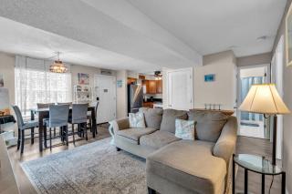 Relaxed Shore Getaway with Porch Seating 3BR with Sofa Bed Parking Included - 9