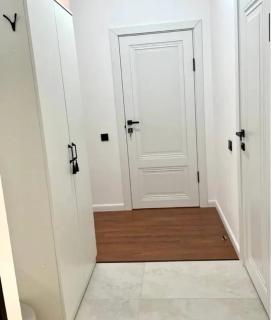 Like Sweet Home 9 - 7