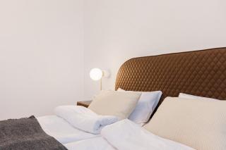 Quiet Center Signature Suite, 1BR - 3