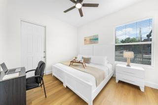3BR3BA Private Balcony Sleeps 8 Near Busch Gardens - 7