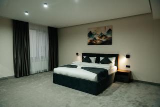 Silver Hotel - 8