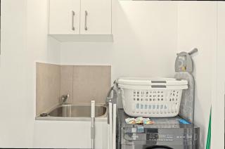 Contemporary Family Haven in Murrumba Downs - 4