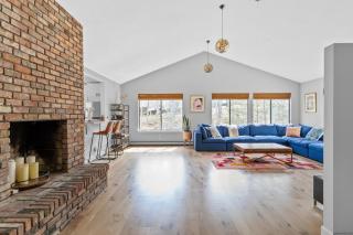 Newly Renovated Montauk House - Walk to the Beach - 0