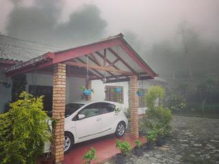 New Diythalawa Holiday Bungalow - 6