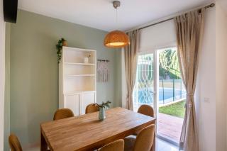 Home2Book Spacious Family Villa with Pool, Sevilla - 8