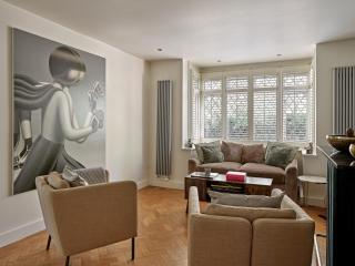 Charming 4-Bedroom Cottage in Henley - 7