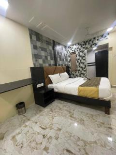 Hotel Amber Empire Vile Parle Near Domestic Airport - 6