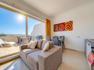 Don Rua 3BD Apartments & Penthouse with Heated Jacuzzi - 2