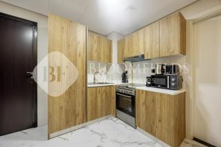 Bloomfields Canal view 1BR in Al Maryah Vista - 5