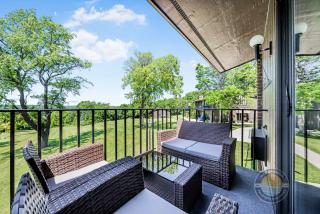 Modern Lake Geneva Condo with Pool and Patio - 8