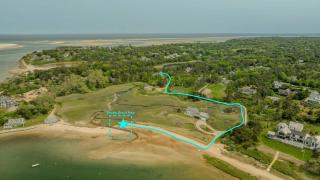 Sweeping Views Minutes to Beach - 9