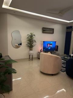 1BHK CLASSiC FURNISHED NEAR AIRPORT - 1