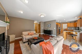 Stylish Family Home Near Lake Geneva - 3