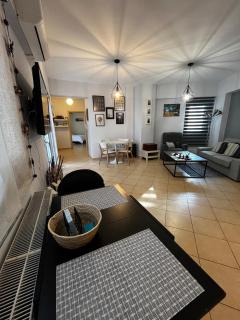 Piraeus Modern 1BR Impeccable Well-Maintained - 6