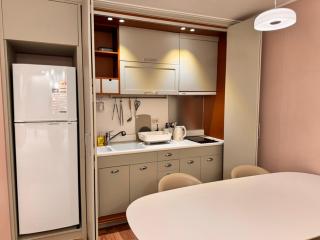 Hongdae Central Cozy Stay Free Luggage - 2