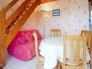 Erdeven - Maison 3 pièces avec jardin, proche plage et commerces - FR-1-479-219 - 2