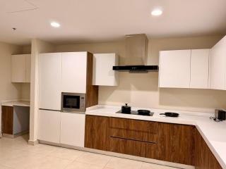 Sound proof two bed small gathering air avenue - 1