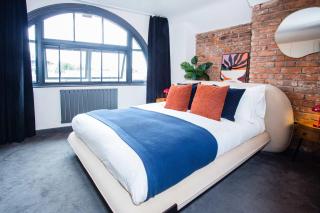 Luxury 2 Bedroom Apartment in Northern Quarter - 9