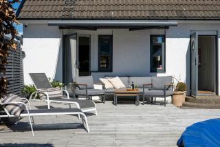 Coastal Pool Villa With Mediterranean Flair - 3