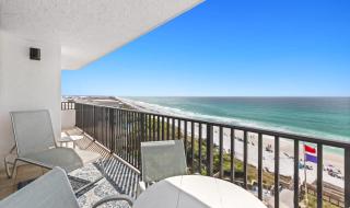 One Seagrove Place 0701 - 7