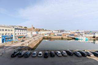 Le Barracuda & Spa, pieds dans l'eau, vue mer, espace bien-être offert - 5