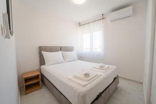 Meridian Pool Residences - 1