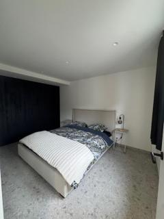 The Corner-LISETTE - 3