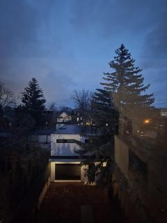 Leslieville 1BR Close to Queen St East - 8