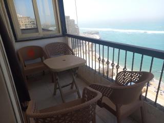 شقة بالمندر بنوراما علي البحر - 8