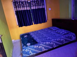 Lara home stay behala kolkata - 6