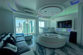 Yin Yang Suite - 7