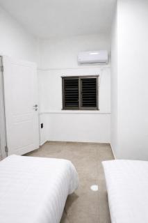 Hofesh in Tiberias - 5