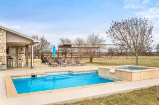 Wine Trail Oasis - Pool - Hot Tub -Near Luckenbach - 0
