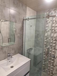 Quiet Apartment in City Center - 4