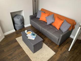 Kensington House Free Parking Sleeps 6 - 7