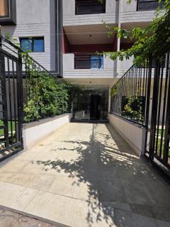 2-bedroom Apartment in El Kawther - 9