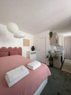 2 Studios indépendants, calmes, centre-ville, cosy - 5