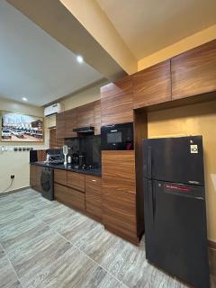 Cozy & Serene 1 Bedroom Apt Lekki Phase 1 - 3