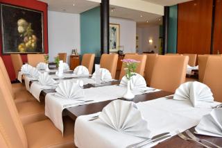 Radisson Blu Park Hotel & Conference Centre - 8