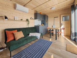 NORA Tiny House Bergheider See - 9