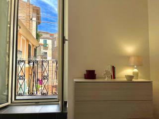 Palazzo Aglione in the historic center - 0